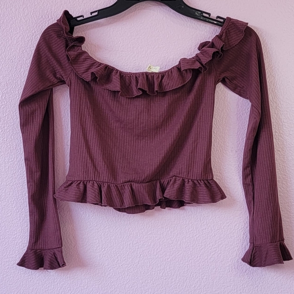 LA Hearts off the shoulder crop top/size S. - Picture 2 of 10